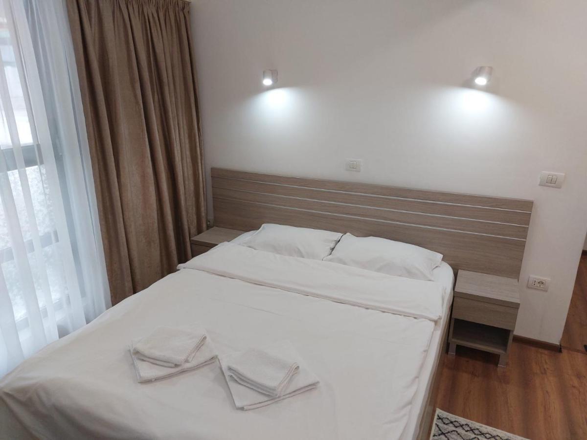 Hotel Babilon Бухарест Экстерьер фото